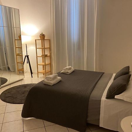 Sirtori 24 Lägenhet Florens Exteriör bild